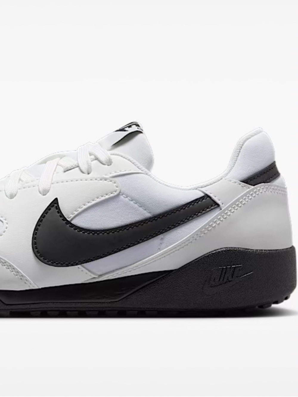 Nike Men’s White and Black Low-Profile Sneaker